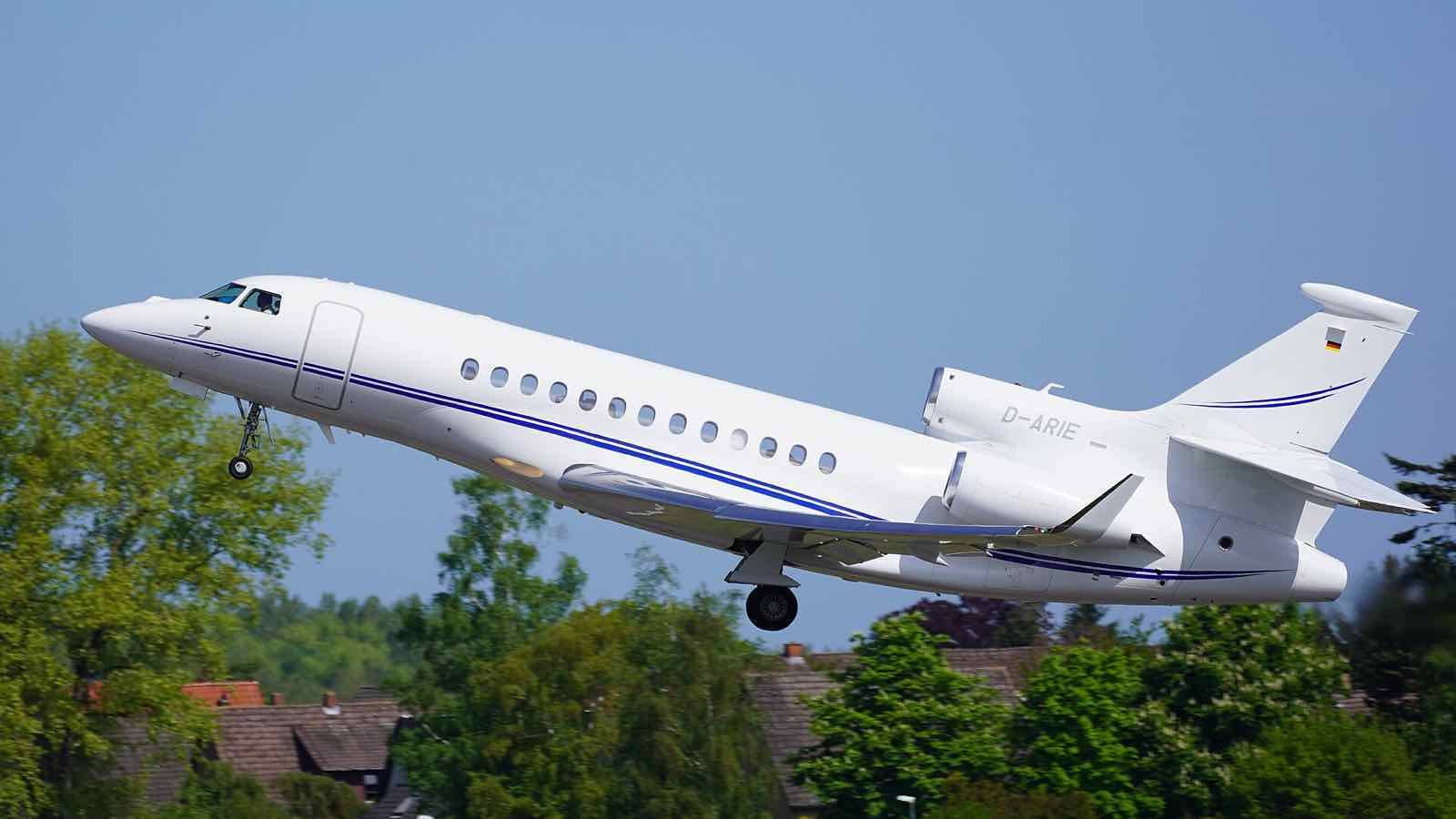 Business jet