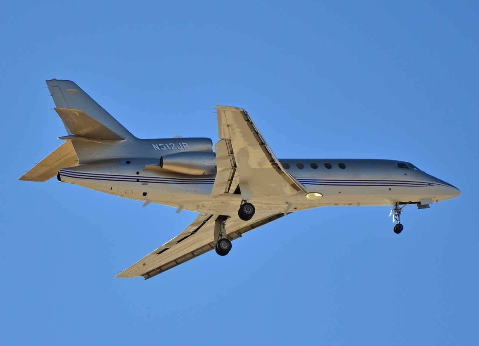 Business jet